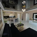Cso Luxury شقة