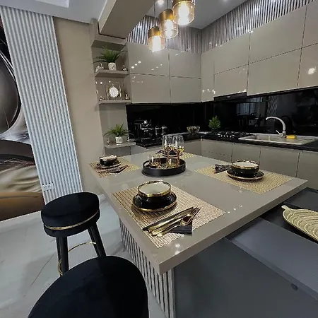Cso Luxury Mamaia